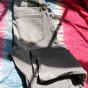 Gray Lucky Brand Skinny Jeans Size 26